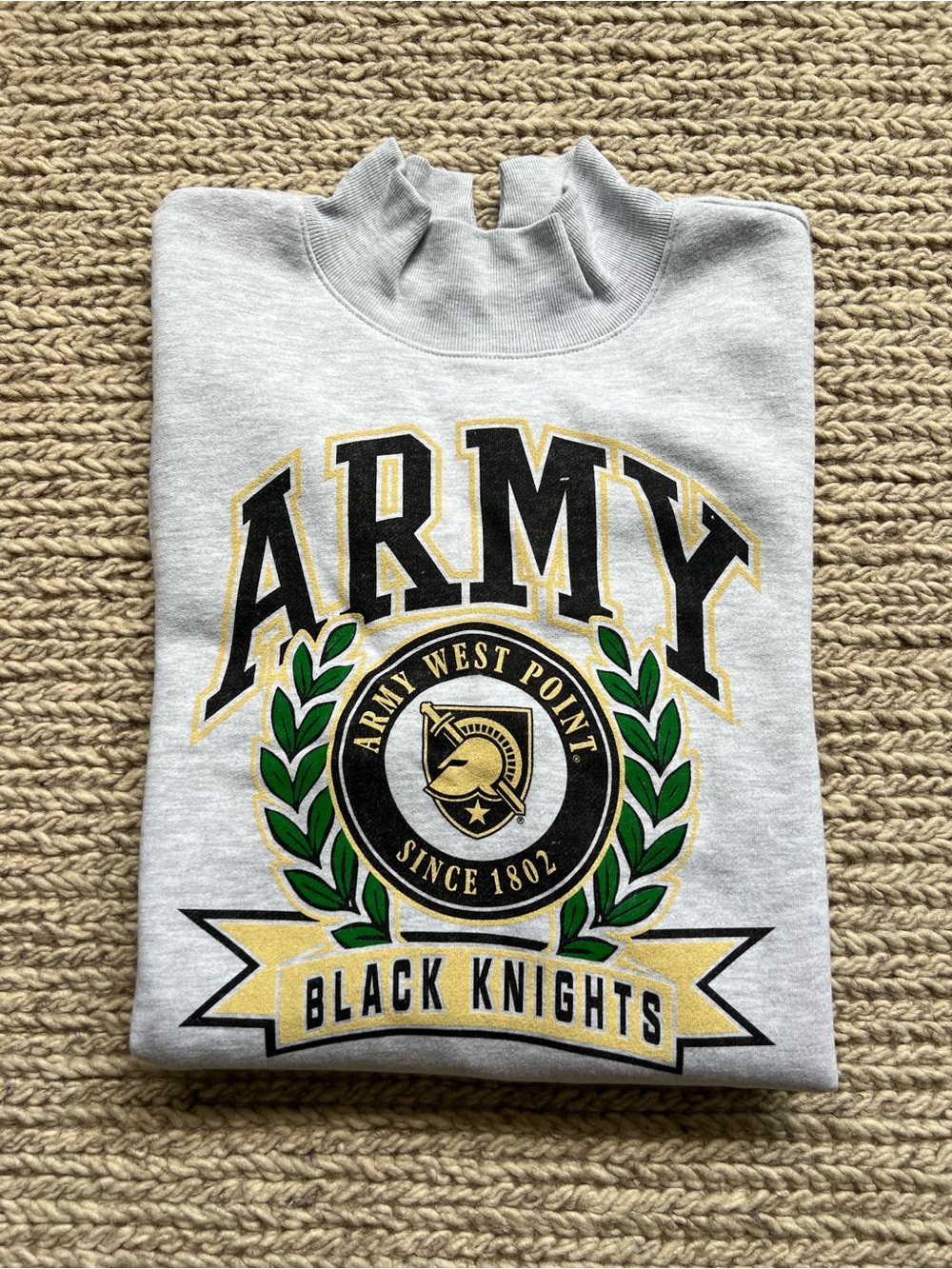 NEW Women’s Army West Point Sweatshirt - size small